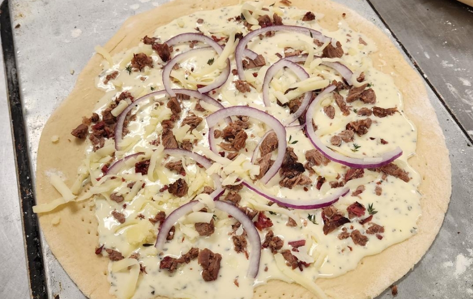 Brisket Pizza Recipes featuring Crossbuck BBQ's Texas Style Brisket